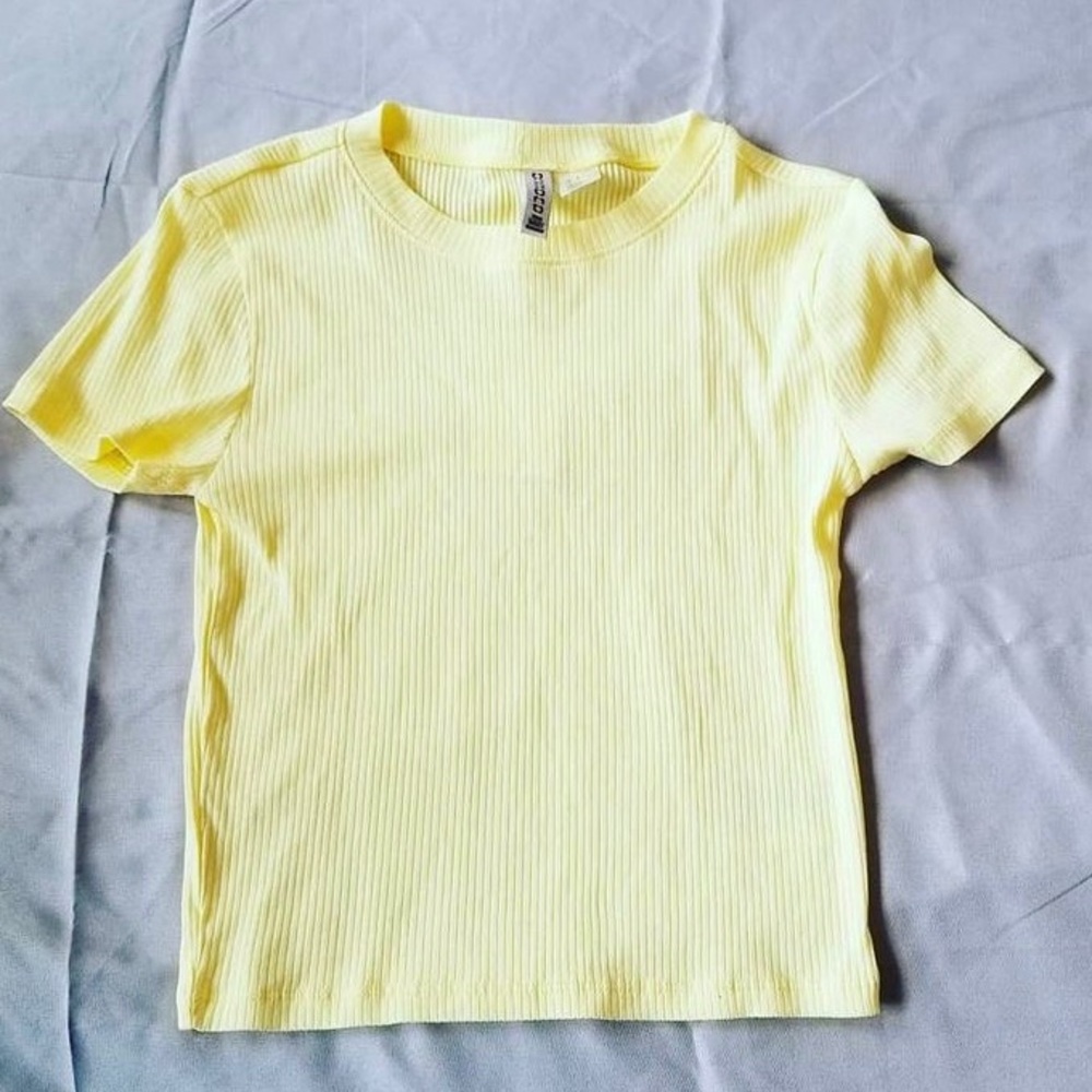 H&M crop shirt
